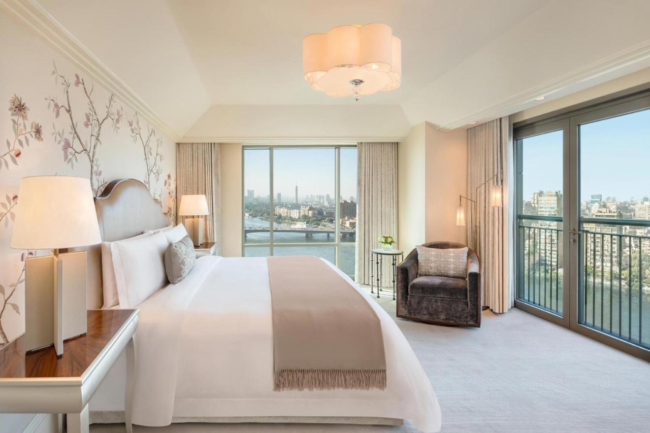 开罗圣瑞吉酒店 外观 照片 A bedroom at The London West Hollywood