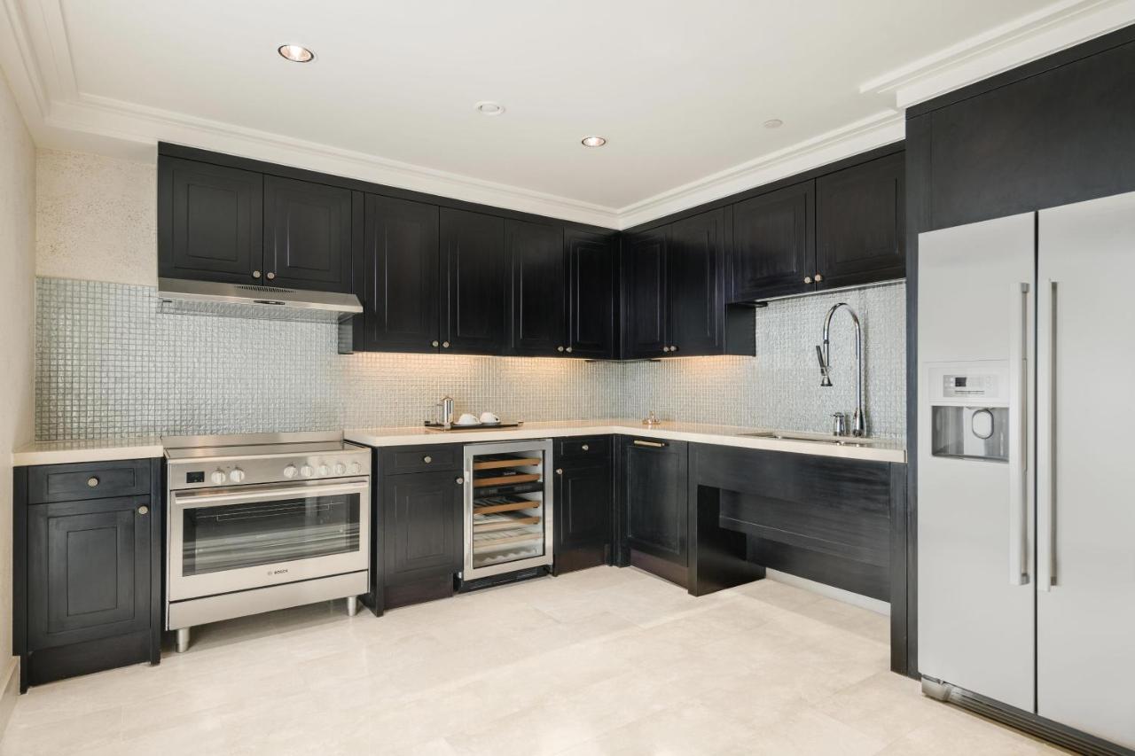 开罗圣瑞吉酒店 外观 照片 A modern kitchen