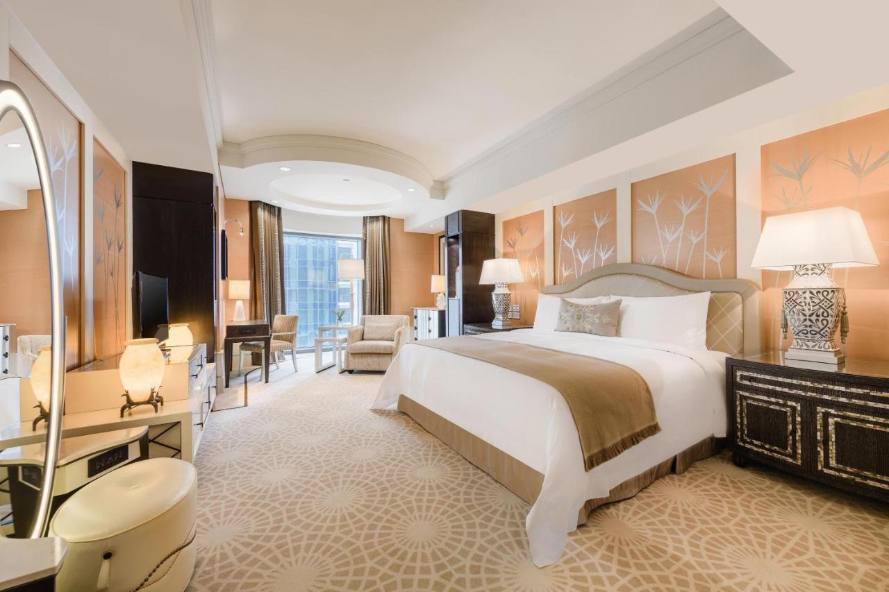 开罗圣瑞吉酒店 外观 照片 A suite at the Atlantis Resort